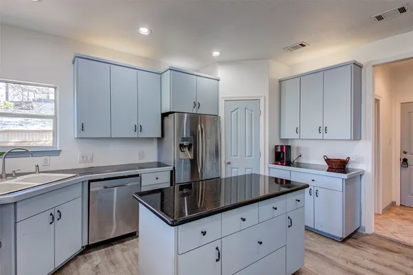 $1,199,900 | 602 Jessie Street, Austin, TX 78704