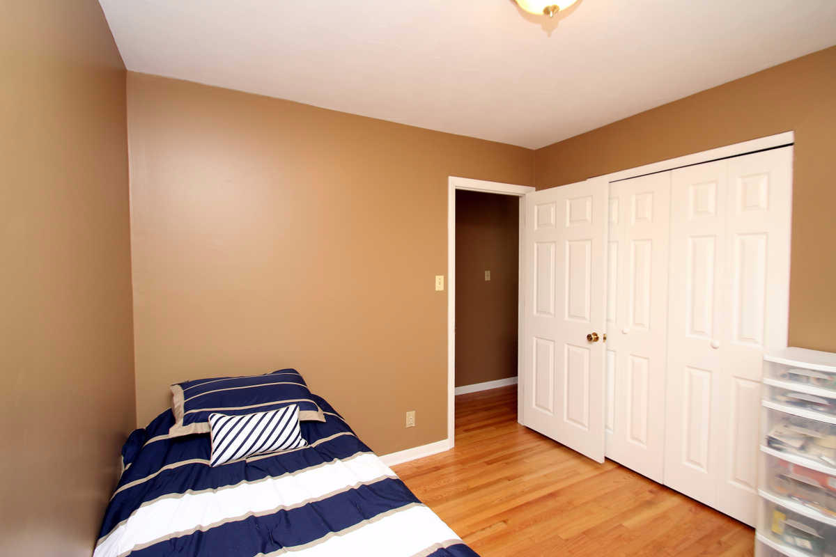 1005 Morrell Road Knoxville, TN 37919 - Photo 16 of 30 Bedroom #3 closet