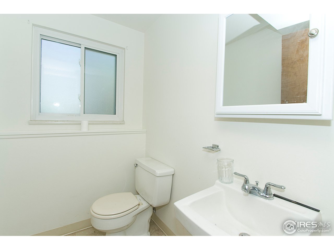 220 Briarwood Road Fort Collins, CO 80521 - Photo 5 of 12 Gallery Image 5