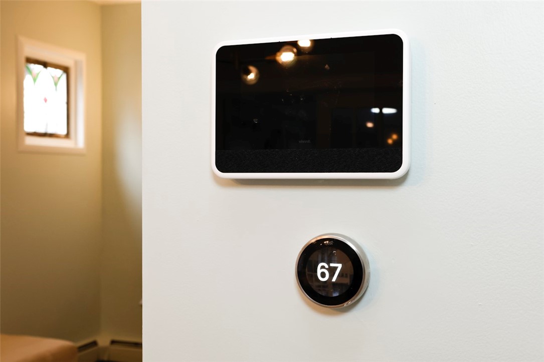 147 Scottsville Road Rochester, NY 14611 - Photo 14 of 28