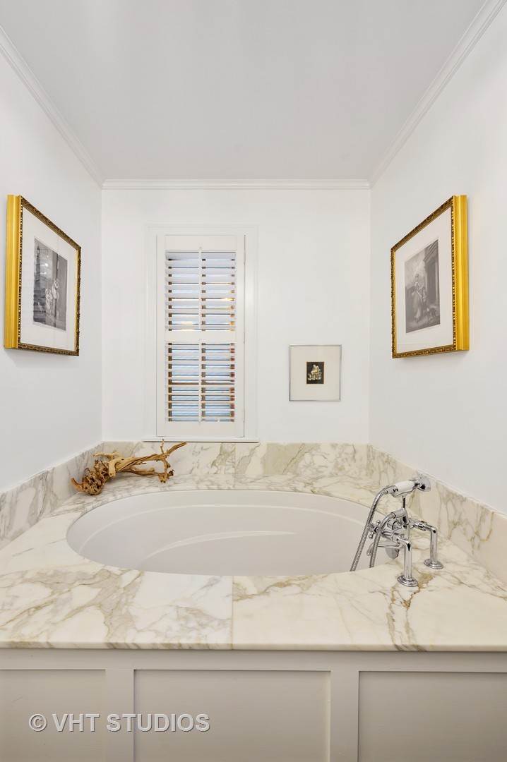 924 Sheridan Road Wilmette, IL 60091 - Photo 26 of 43