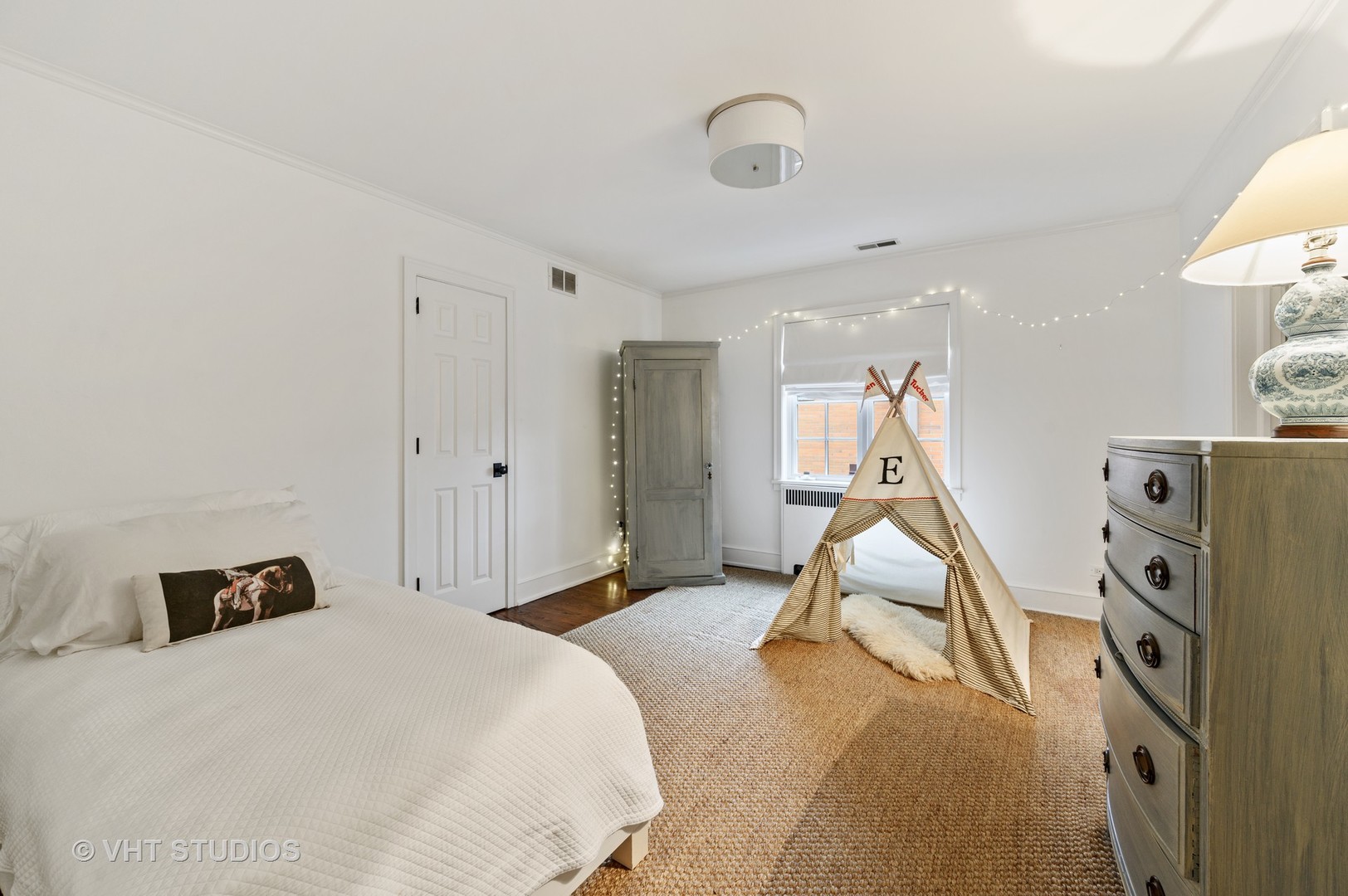 924 Sheridan Road Wilmette, IL 60091 - Photo 31 of 43