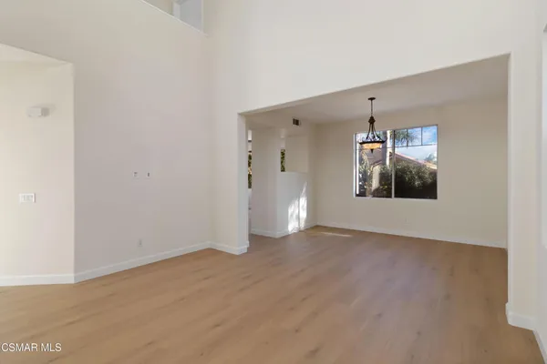 $899,000 | 117 Macademia Lane, Simi Valley, CA 93065