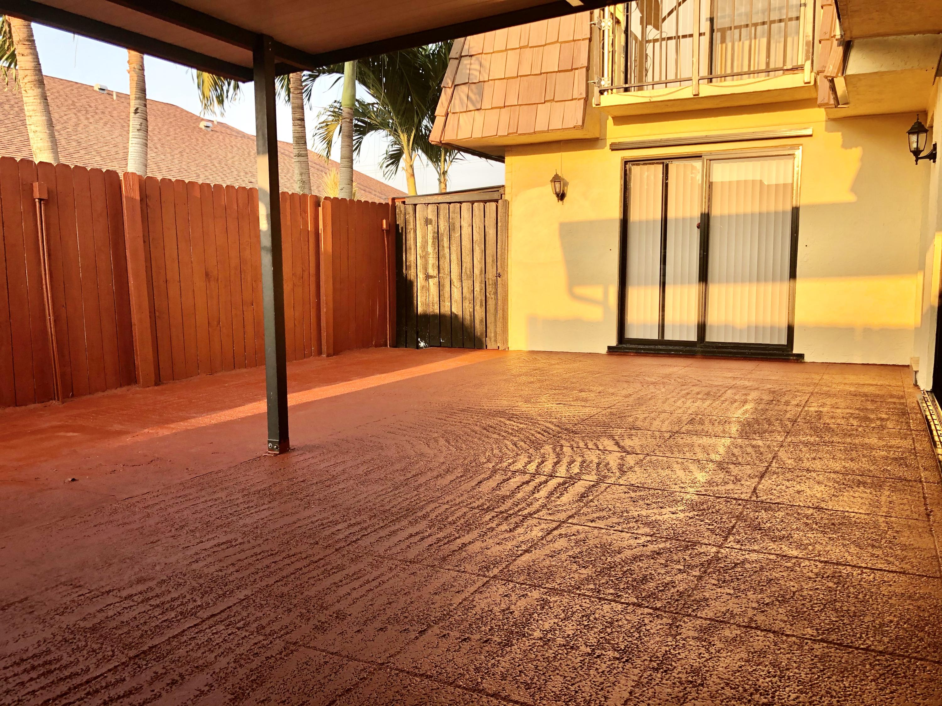 551 Springdale Circle Palm Springs, FL 33461 - Photo 19 of 30 IMG_E6483
