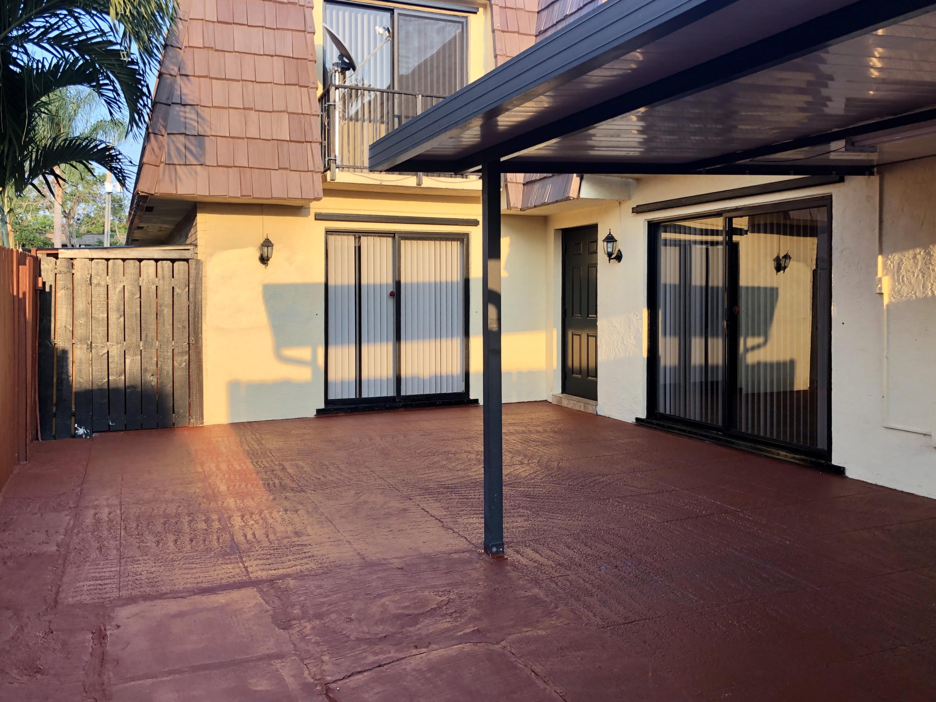 551 Springdale Circle Palm Springs, FL 33461 - Photo 21 of 30 IMG_E6485