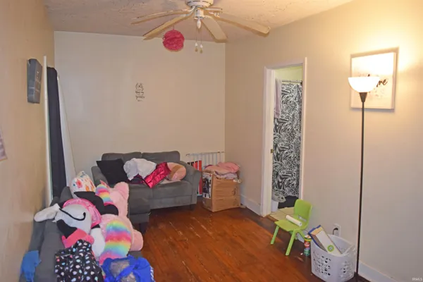 $194,900 | 632 South Harlan Avenue, Evansville, IN 47714