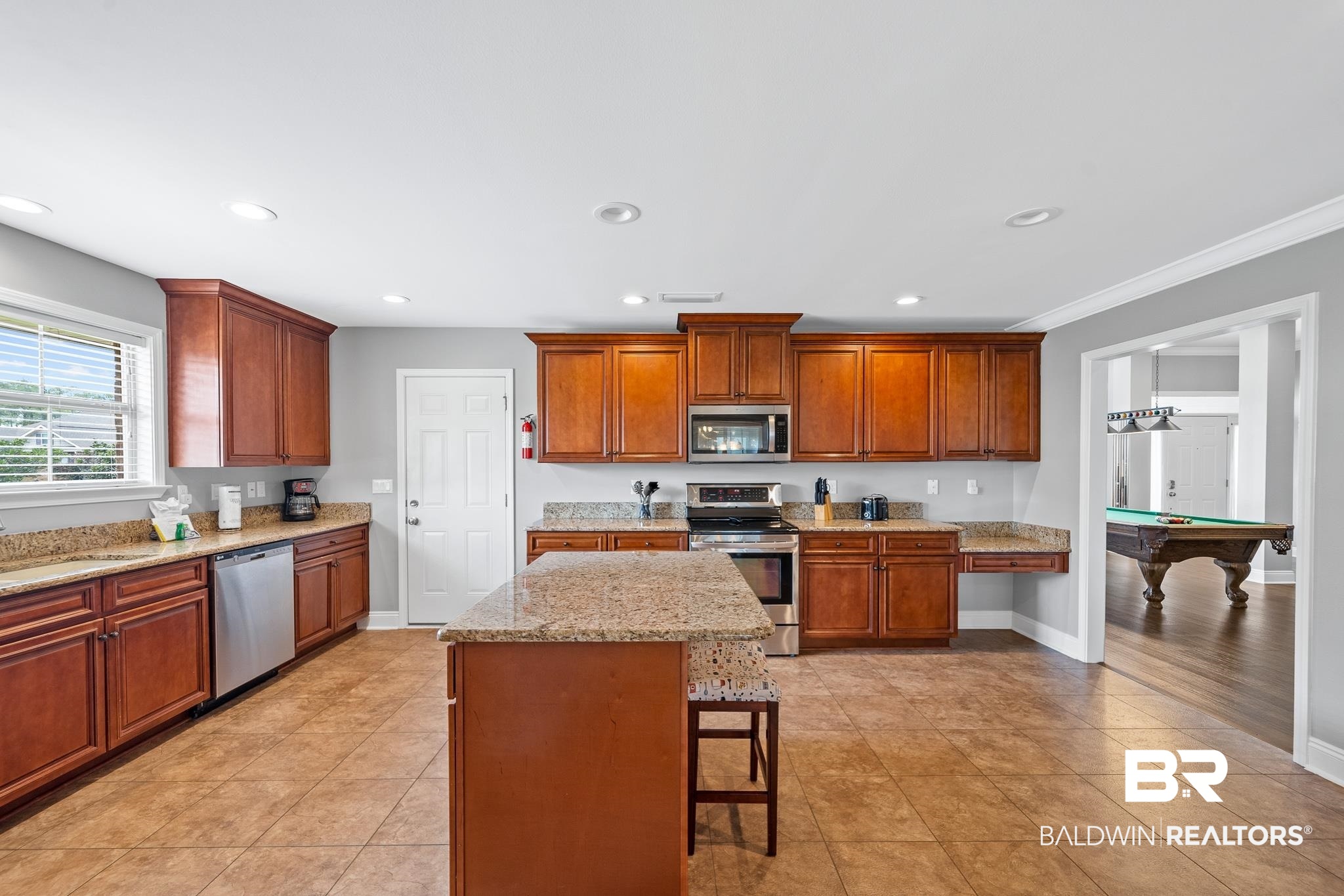 612 Parish Lakes Drive Foley, AL 36535 - Photo 10 of 45 Kitchen