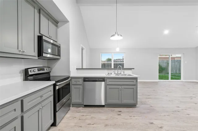 $1,875 | 10922 Village Trail Drive, Houston, TX 77065