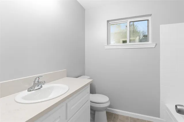 $1,875 | 10922 Village Trail Drive, Houston, TX 77065