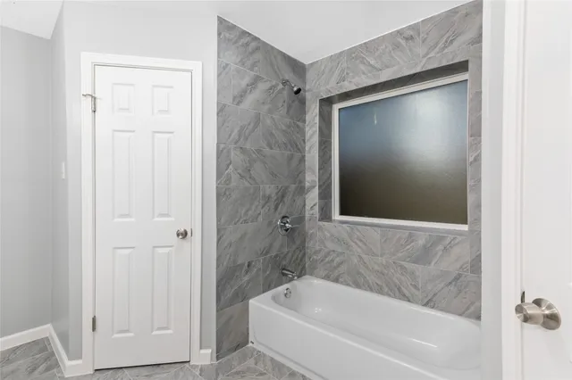 $1,875 | 10922 Village Trail Drive, Houston, TX 77065