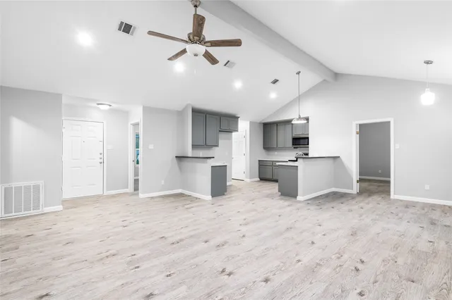 $1,875 | 10922 Village Trail Drive, Houston, TX 77065