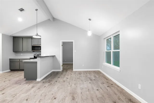 $1,875 | 10922 Village Trail Drive, Houston, TX 77065