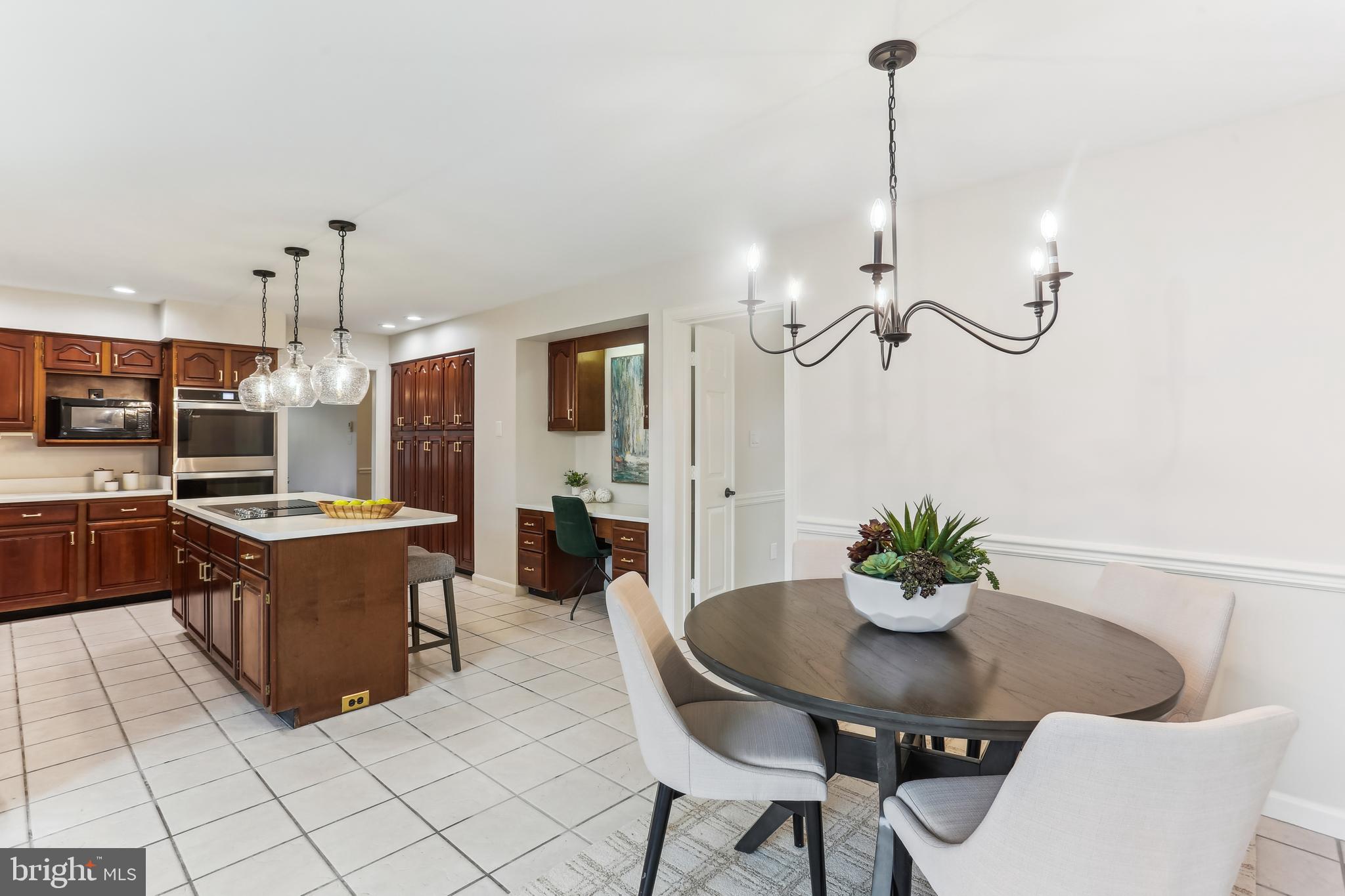 9409 Thornedike Drive Laytonsville, MD 20882 - Photo 20 of 86