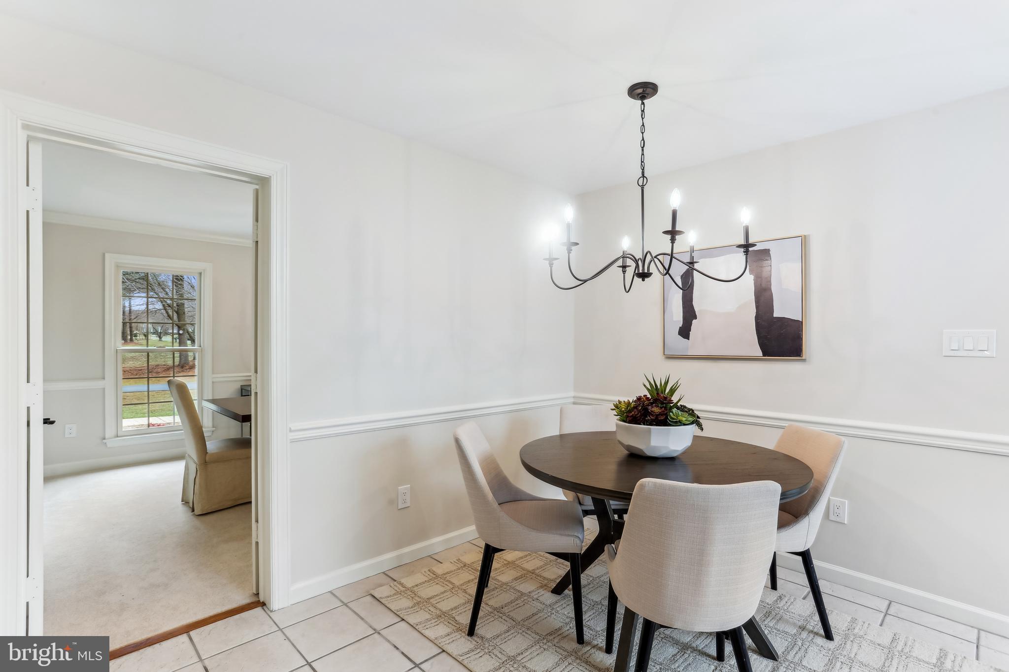 9409 Thornedike Drive Laytonsville, MD 20882 - Photo 21 of 86 Breakfast nook