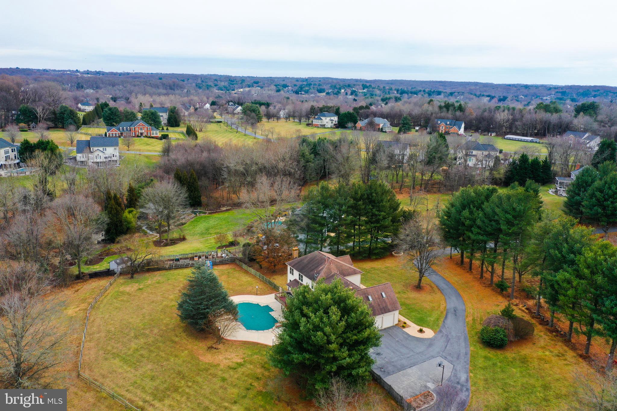 9409 Thornedike Drive Laytonsville, MD 20882 - Photo 4 of 86 Aerial view of Property