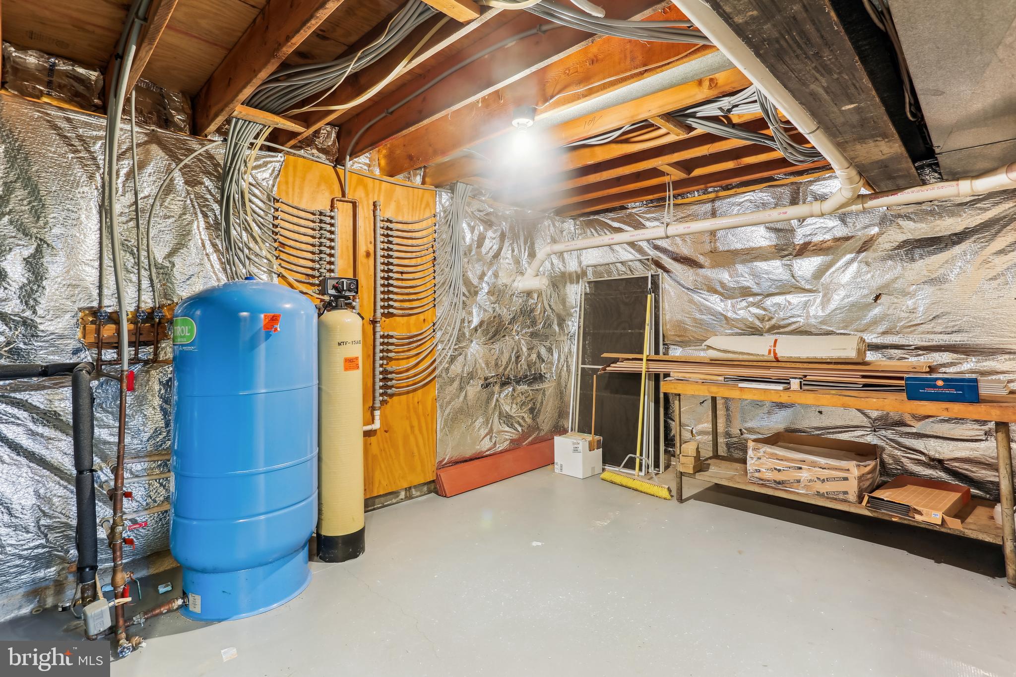 9409 Thornedike Drive Laytonsville, MD 20882 - Photo 76 of 86 a view of storage and utility room