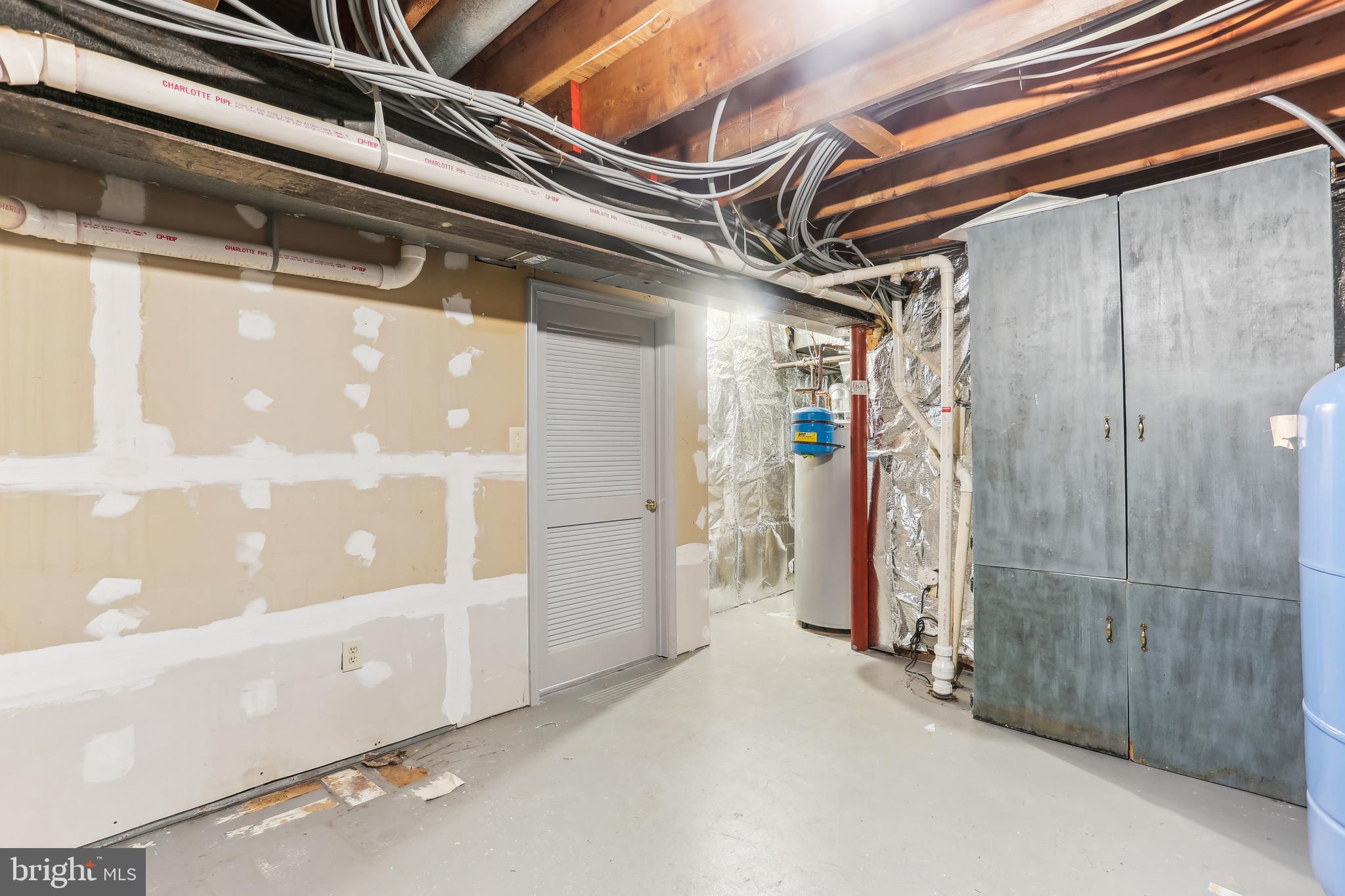 9409 Thornedike Drive Laytonsville, MD 20882 - Photo 77 of 86 a view of a door of the house