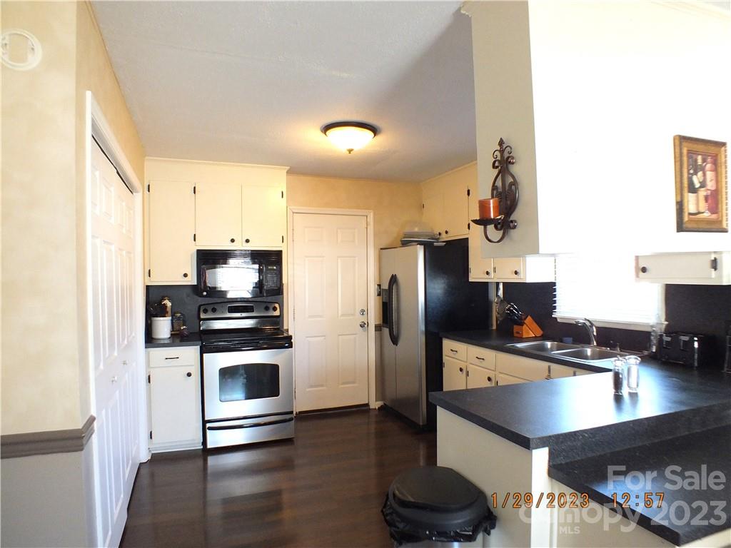 2024 Hilton Way Road Lancaster, SC 29720 - Photo 3 of 24 Gallery Image 3
