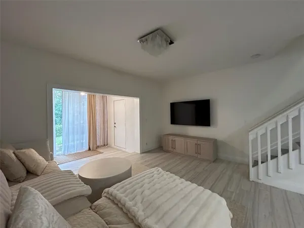 $3,200 | 1043 Kokomo Key Lane, Delray Beach, FL 33483