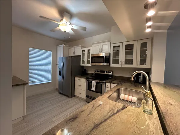 $3,200 | 1043 Kokomo Key Lane, Delray Beach, FL 33483