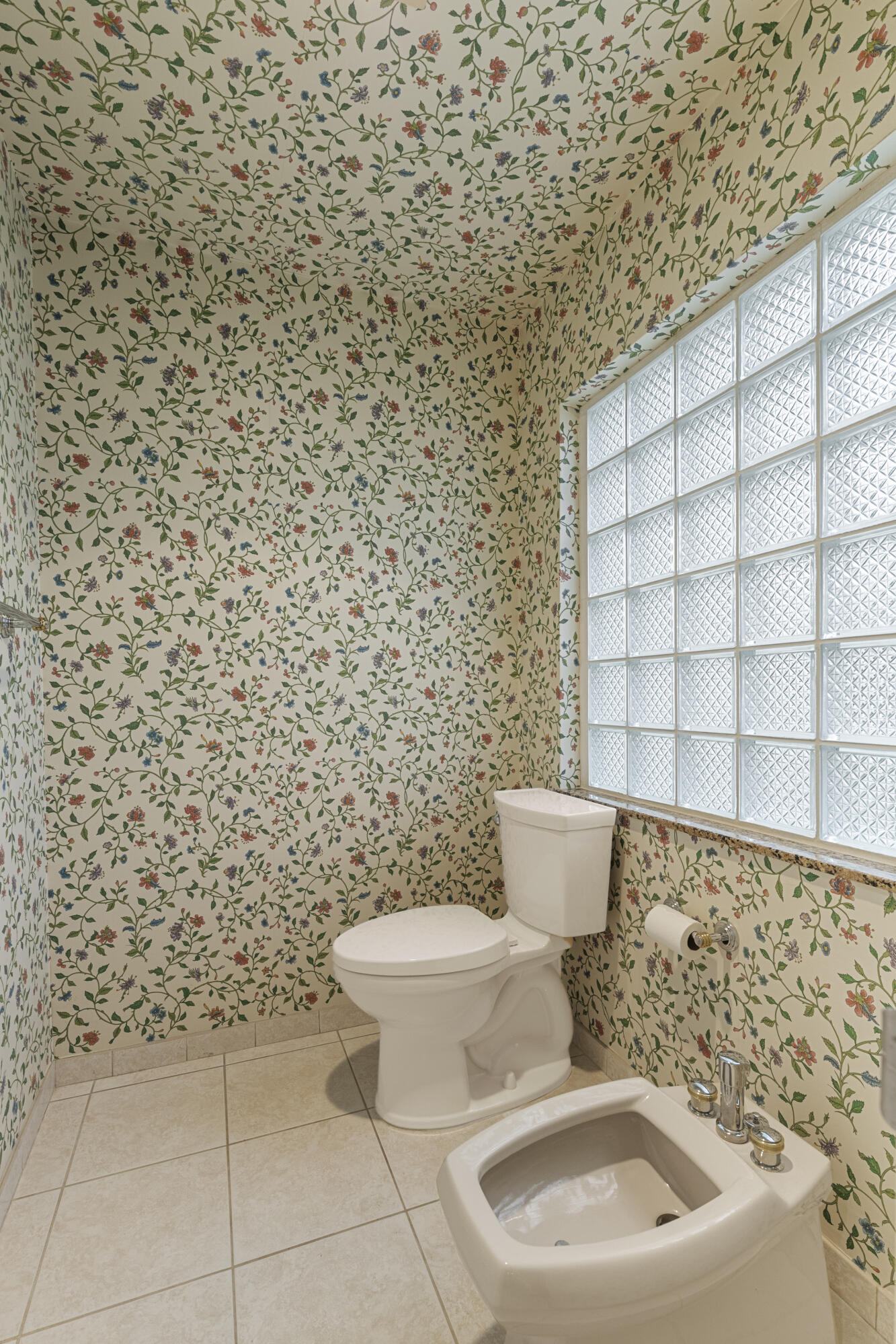 Undisclosed Address Delray Beach, FL 33445 - Photo 26 of 44 Primary Toilet & Bidet