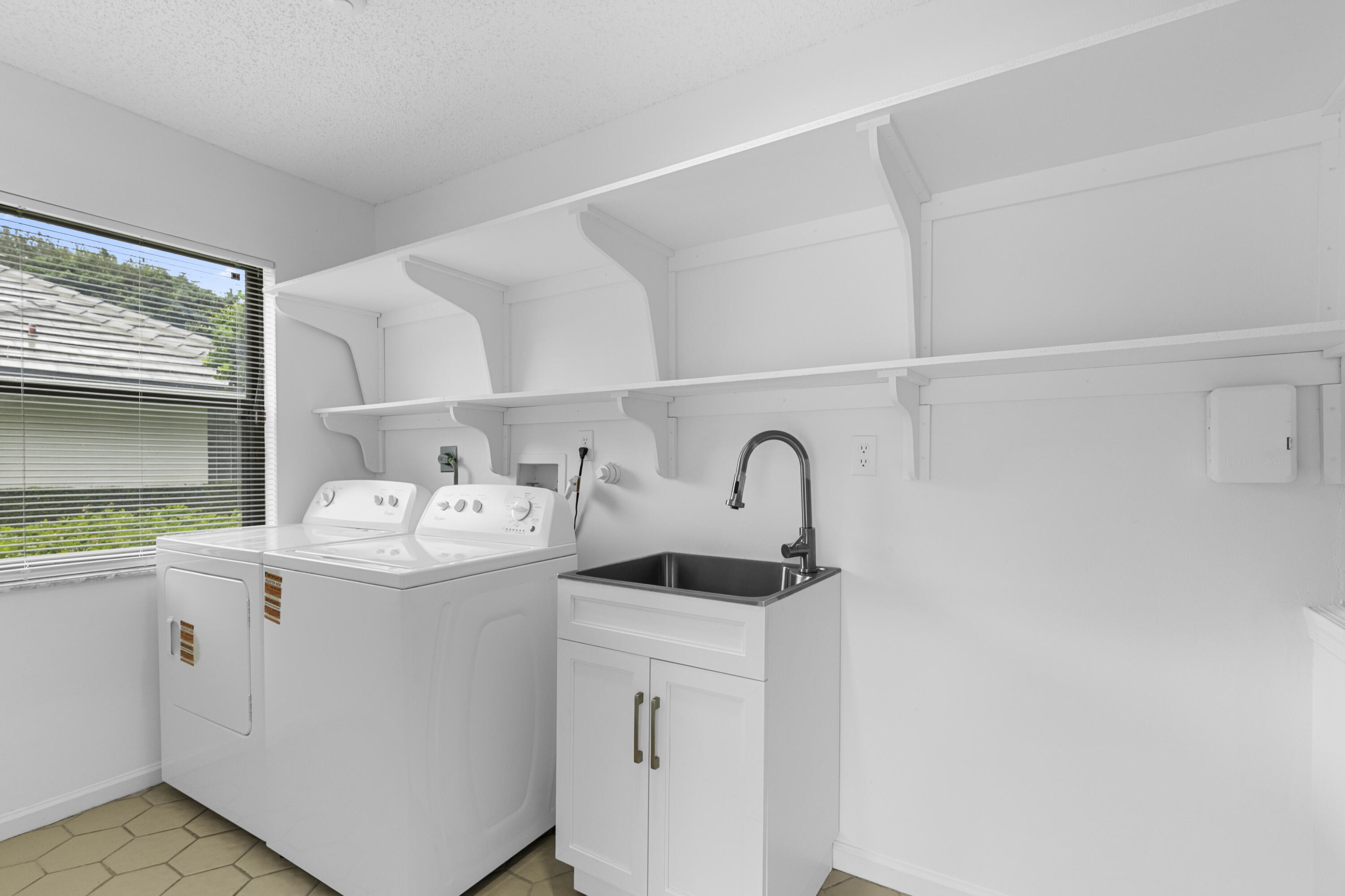 Undisclosed Address Delray Beach, FL 33445 - Photo 34 of 44 Laundry Room & Sink