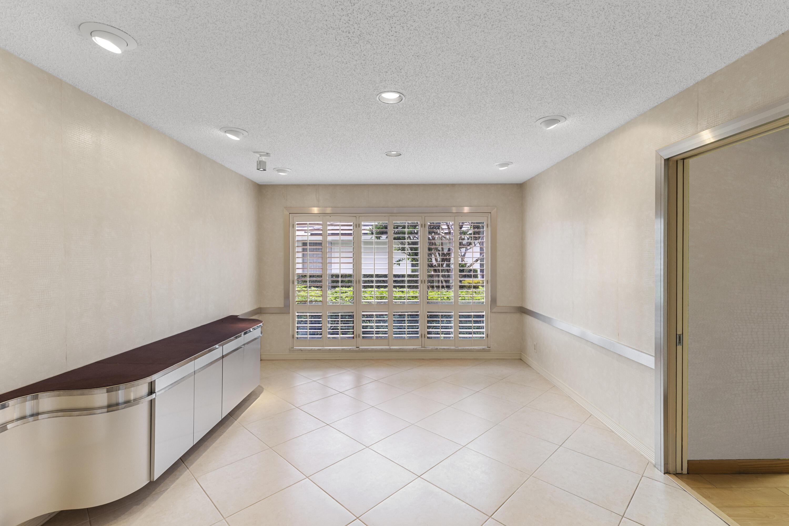 Undisclosed Address Delray Beach, FL 33445 - Photo 9 of 44 Dining Room