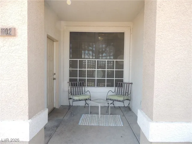 $1,998 | 8555 West Russell Road, Unit 1102, Las Vegas, NV 89113