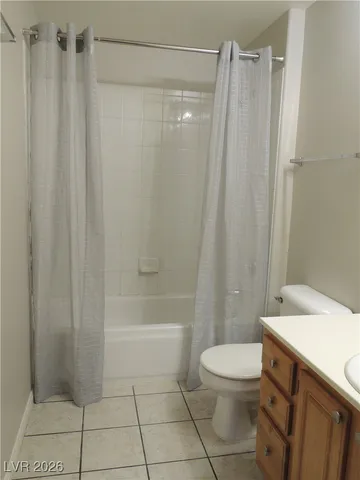 $1,997 | 8555 West Russell Road, Unit 1102, Las Vegas, NV 89113