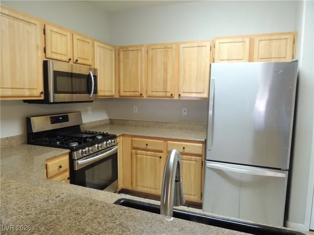 $1,998 | 8555 West Russell Road, Unit 1102, Las Vegas, NV 89113