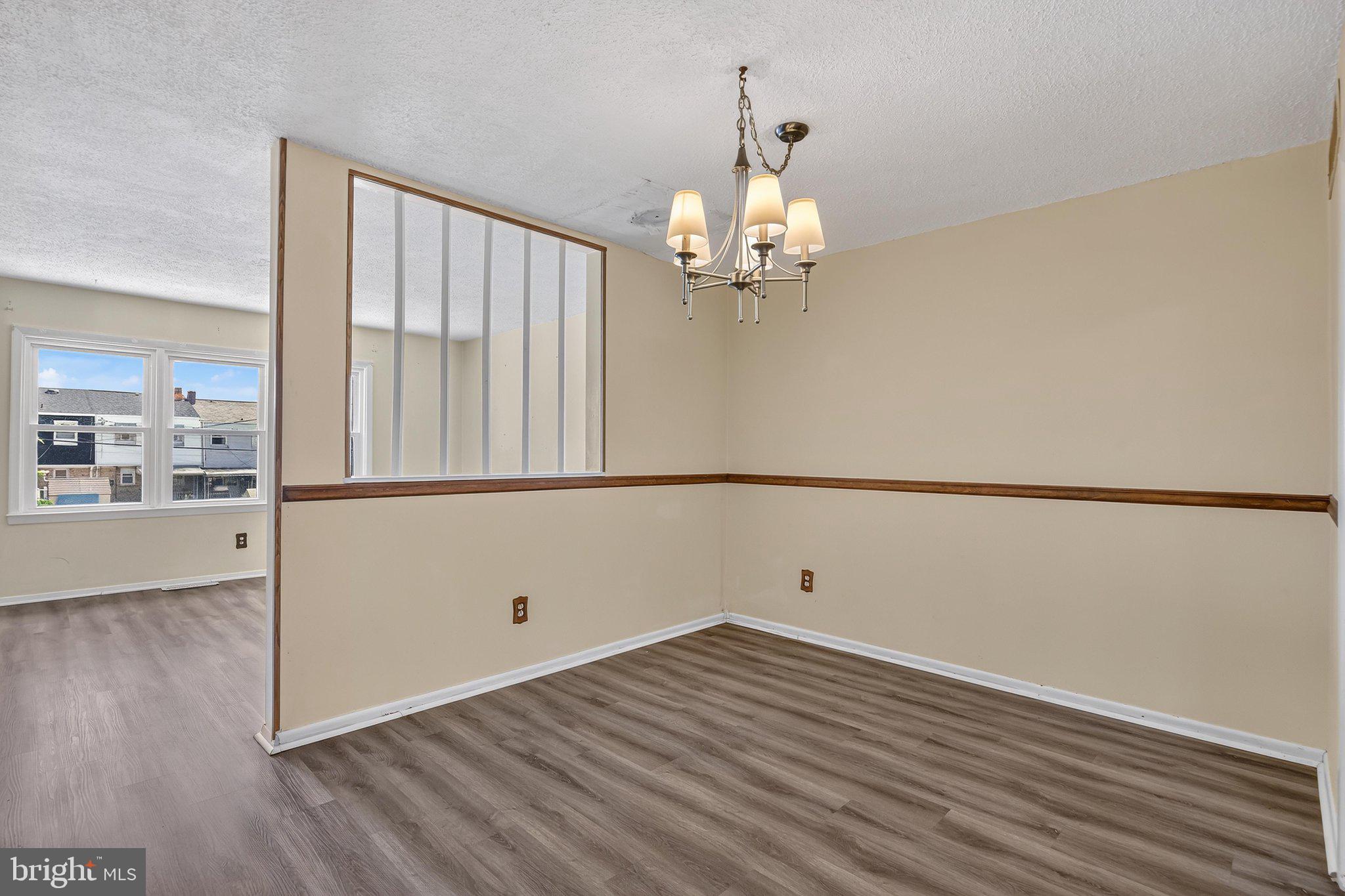3613 Clarenell Road Baltimore, MD 21229 - Photo 10 of 38 Gallery Image 10