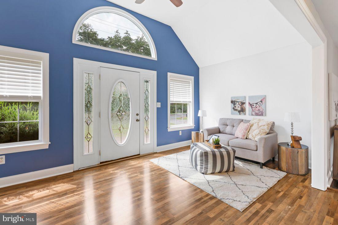 The spacious foyer offers flexible living space