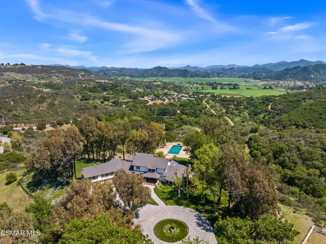 $7,900,000 | 2400 West Potrero Road, Westlake Village, CA 91361