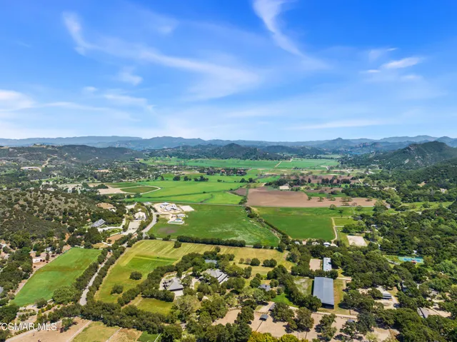 $7,900,000 | 2400 West Potrero Road, Westlake Village, CA 91361