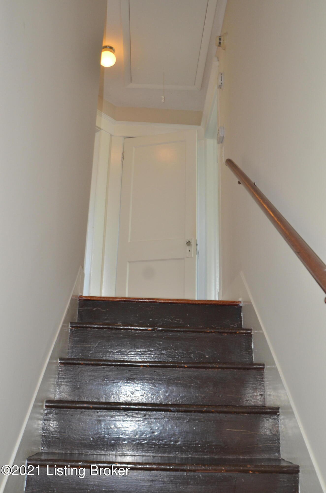 826 Reading Road Louisville, KY 40217 - Photo 32 of 41 Stairs up to Second Floor
