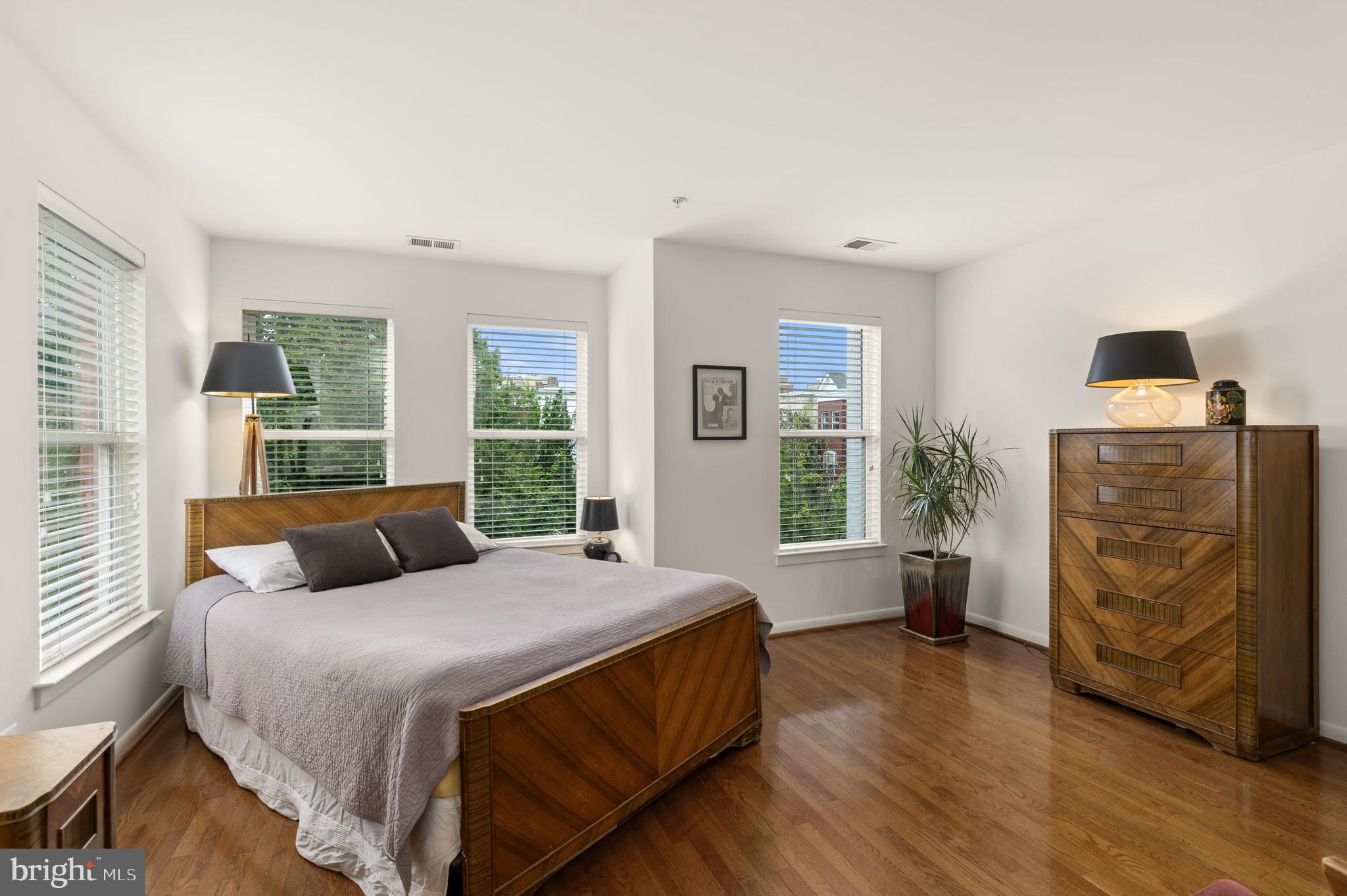 2115 12th Place Northwest Washington, DC 20009 - Photo 16 of 27 Upper Level - Primary Suite