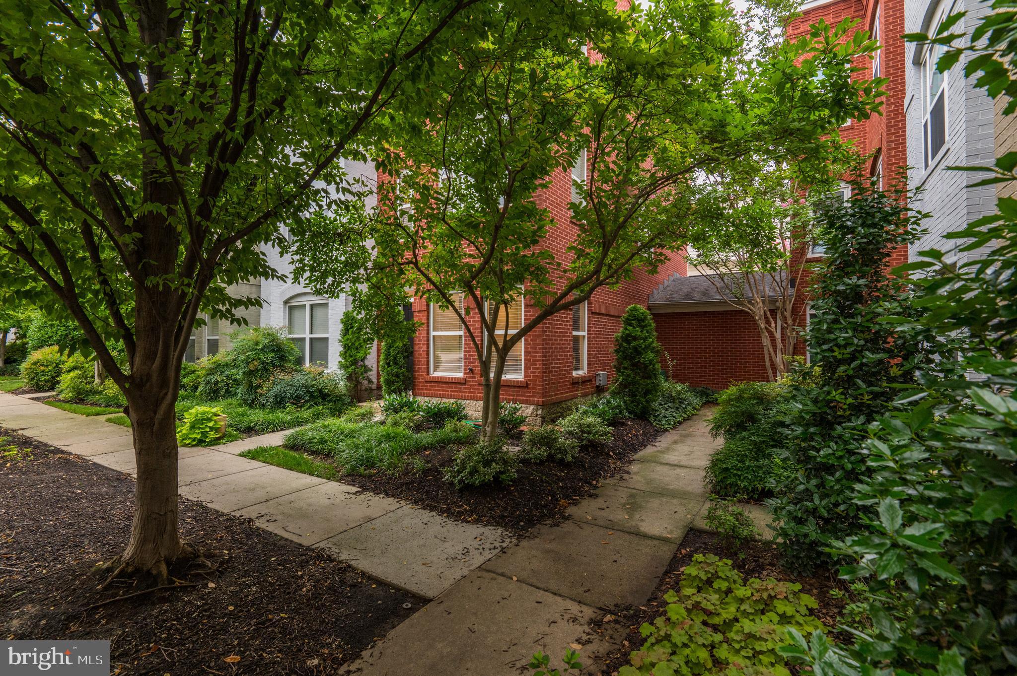 2115 12th Place Northwest Washington, DC 20009 - Photo 2 of 27 End-Unit Rowhome