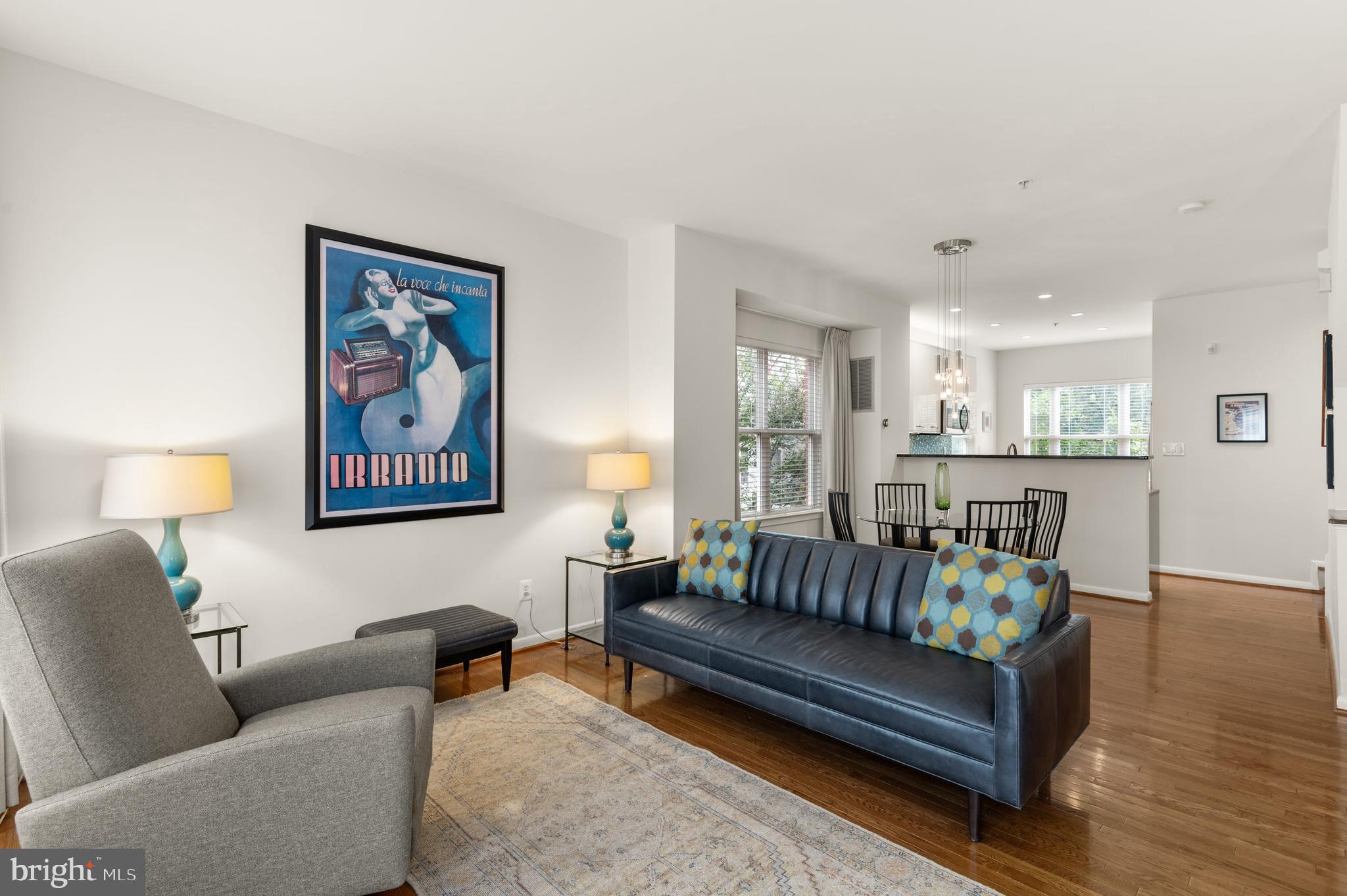 2115 12th Place Northwest Washington, DC 20009 - Photo 8 of 27 Main Level - Living Room