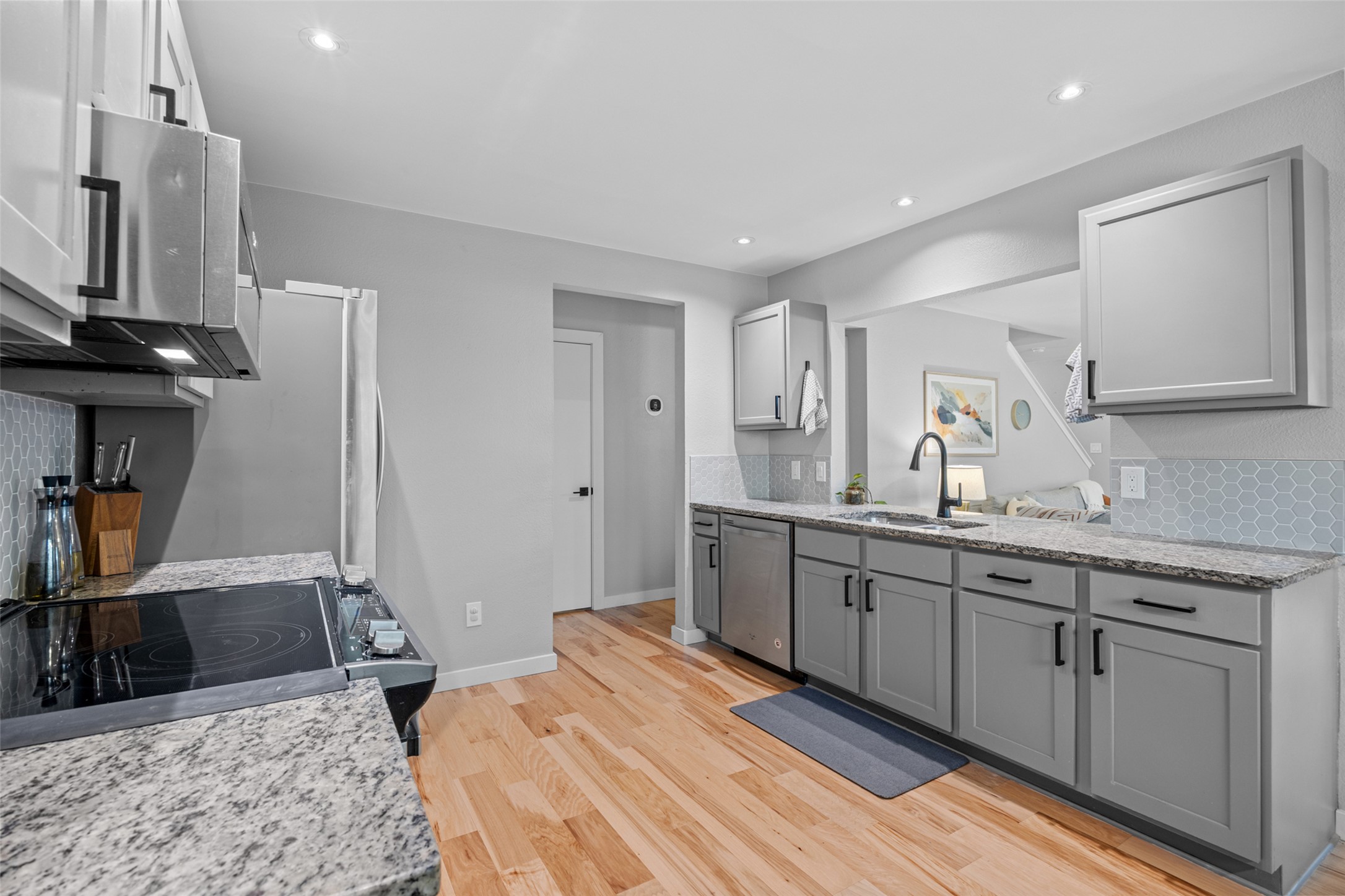 8058 Thaxton Road Austin, TX 78747 - Photo 8 of 27 Gallery Image 8