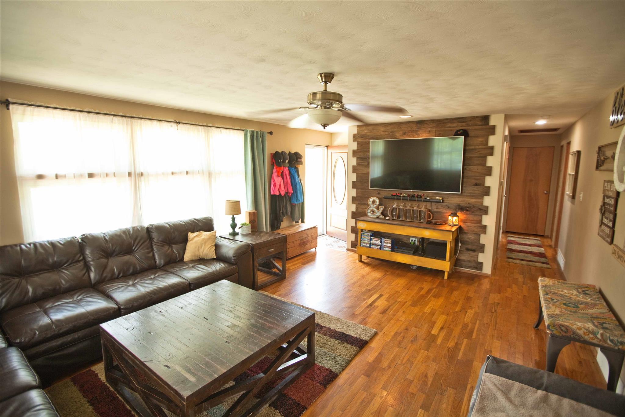58115 Beech Road Osceola, IN 46561 - Photo 5 of 17 Gallery Image 5