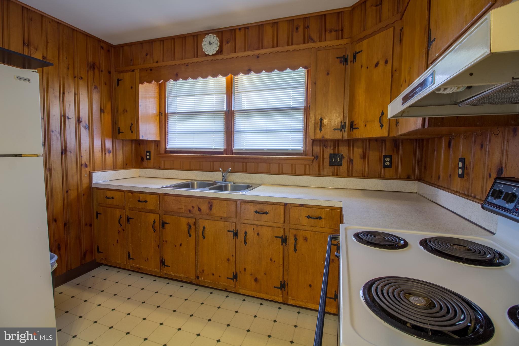 537 Million Dollar Road Halifax, PA 17032 - Photo 24 of 52 In Law Quarters -Kitchen