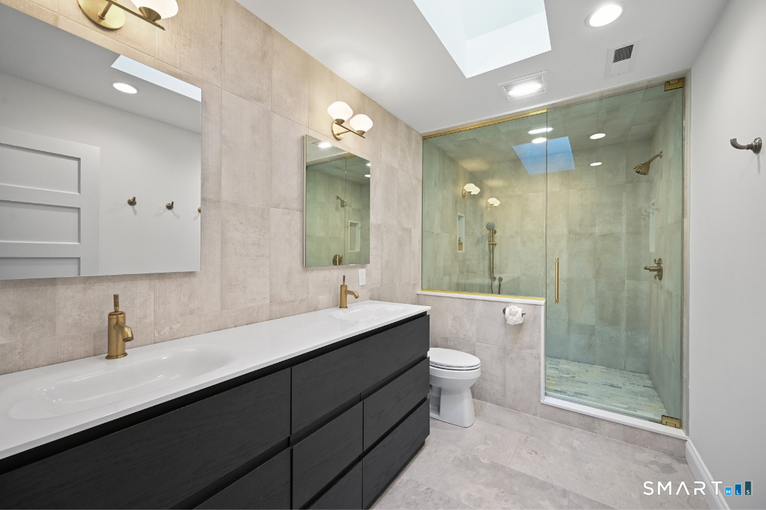 464 Ruane Street Fairfield, CT 06824 - Photo 22 of 40