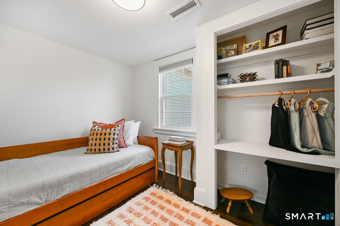 464 Ruane Street Fairfield, CT 06824 - Photo 25 of 40