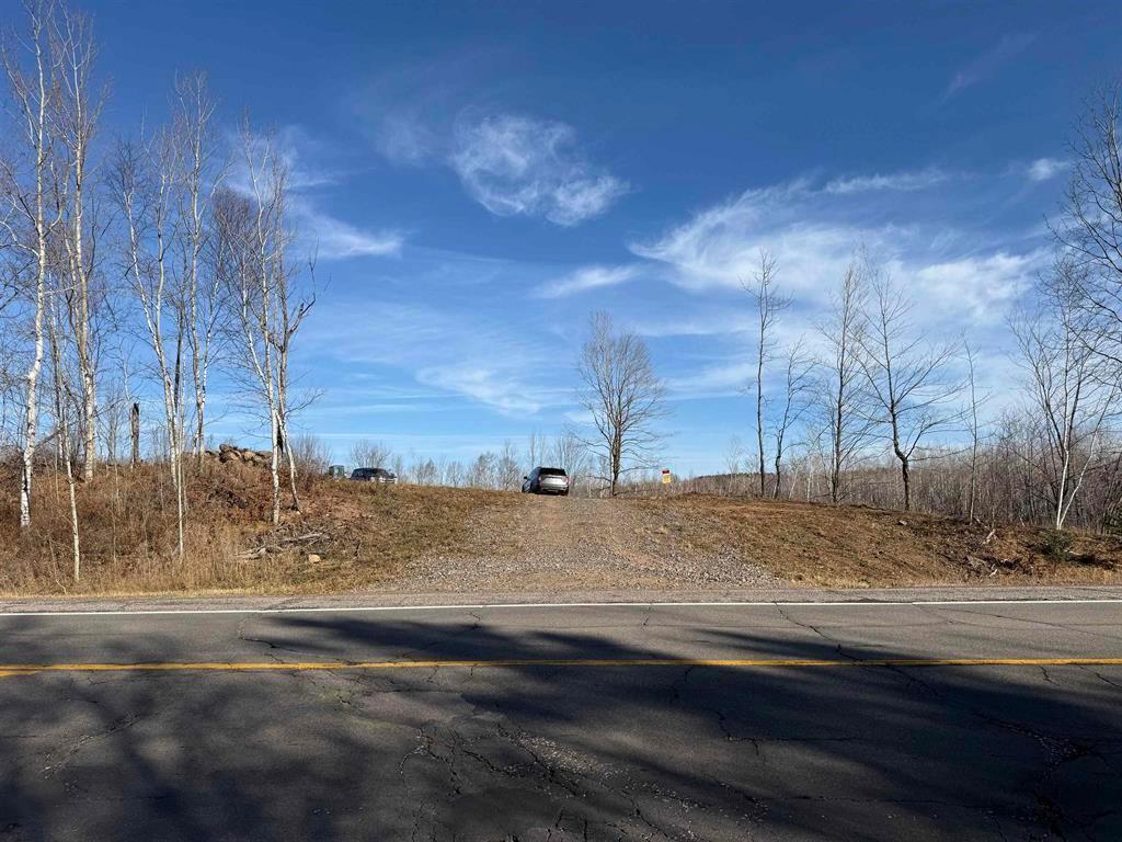 1086 Highway 2 Proctor, MN 55810 - Photo 4 of 21