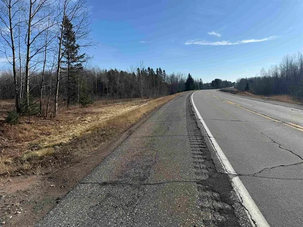 $240,000 | 1086 Highway 2, Proctor, MN 55810