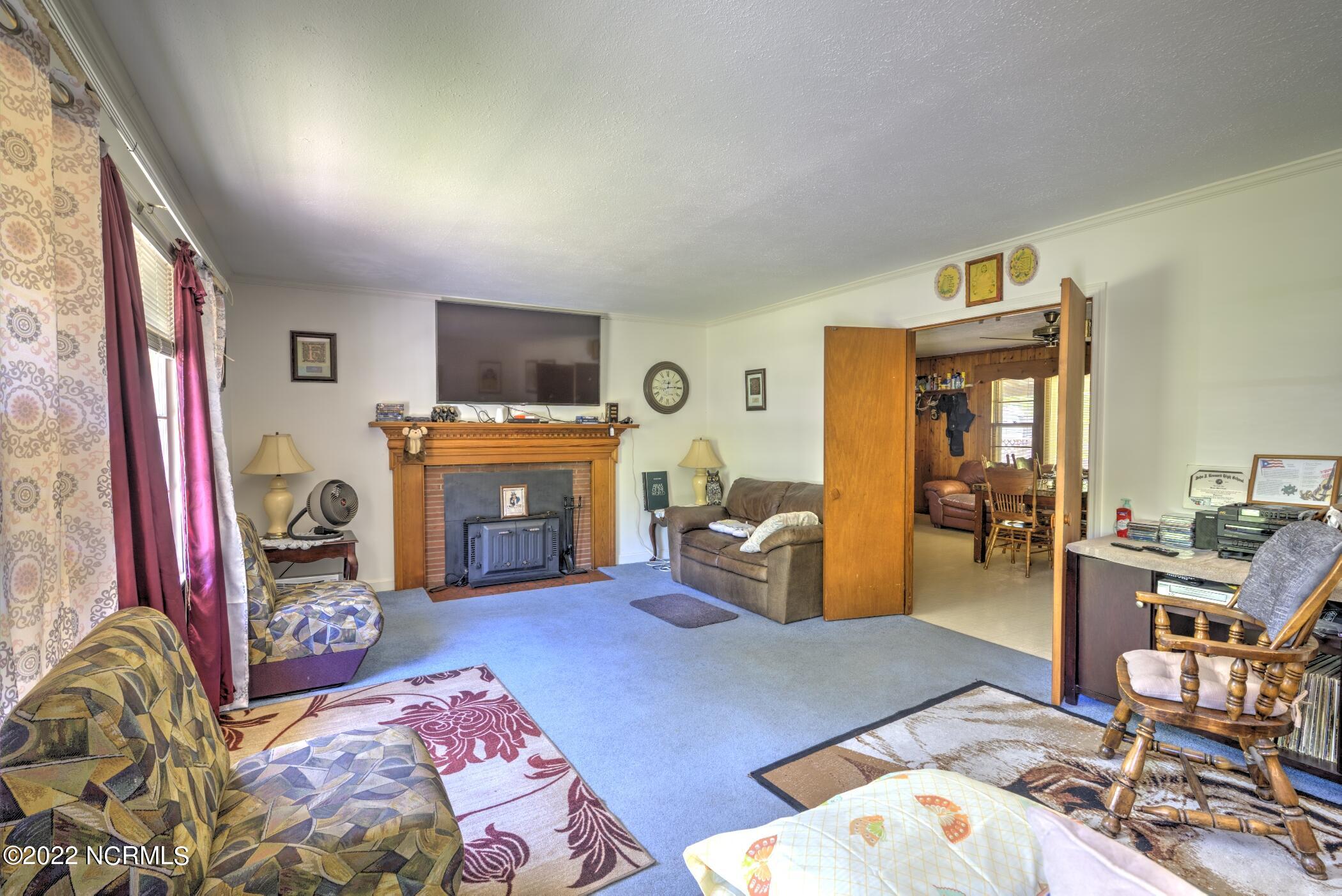 110 McDonald Drive Rockingham, NC 28379 - Photo 11 of 33 DSC07706_7_8