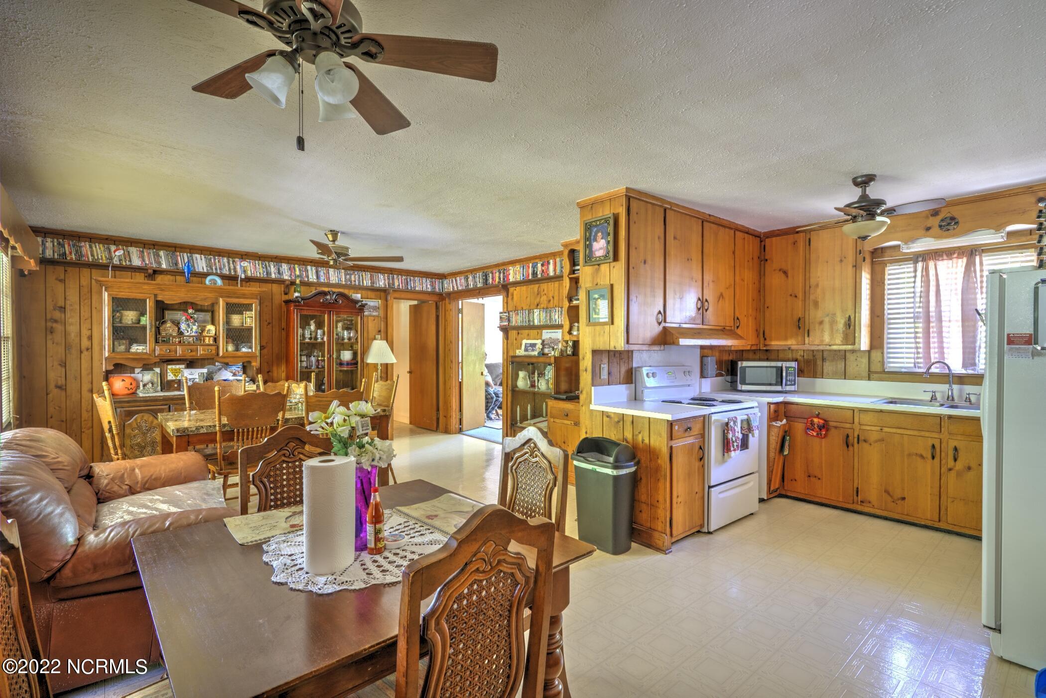 110 McDonald Drive Rockingham, NC 28379 - Photo 17 of 33 DSC07724_5_6
