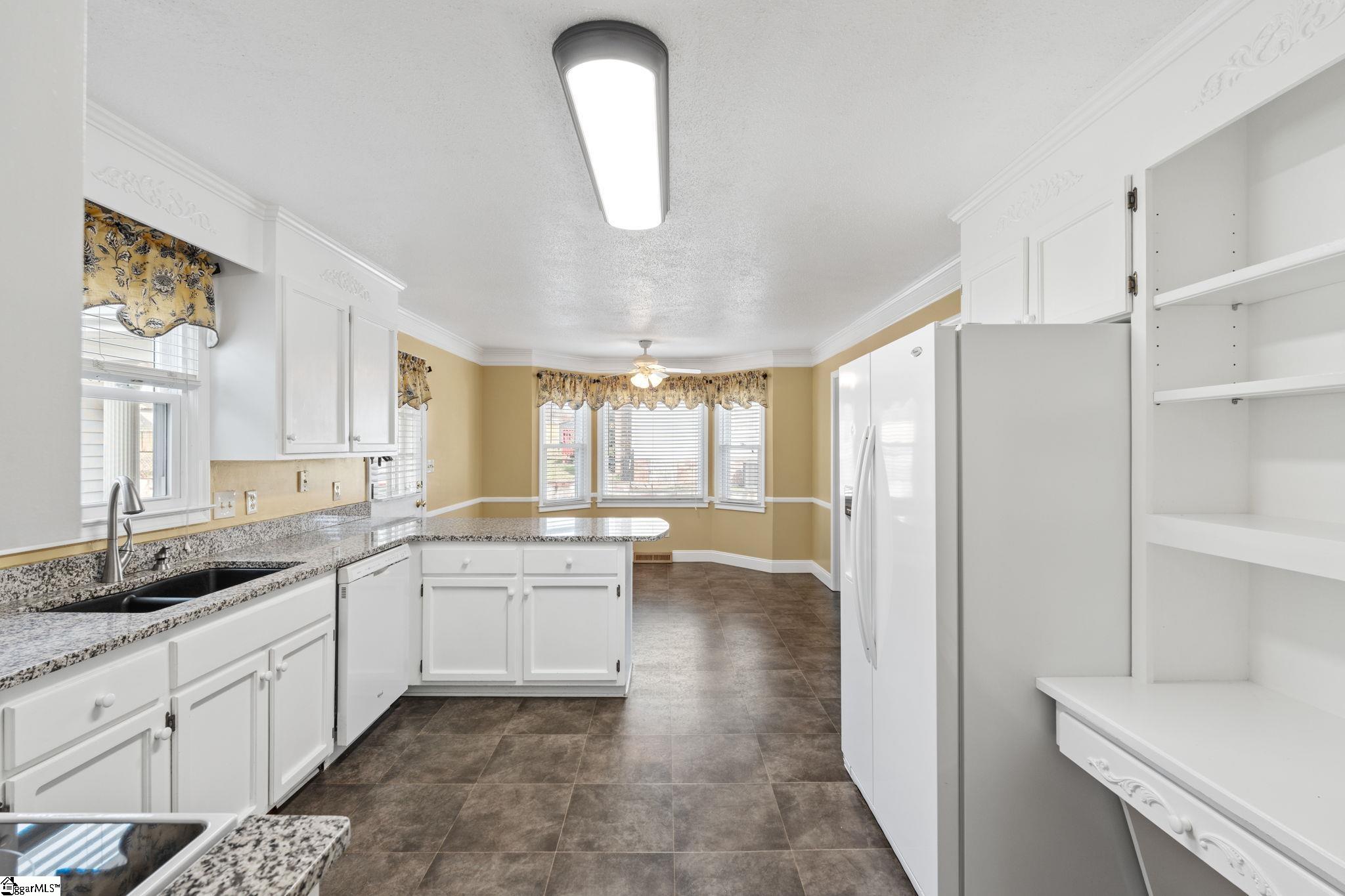 807 Fairview Road Greer, SC 29651 - Photo 25 of 35