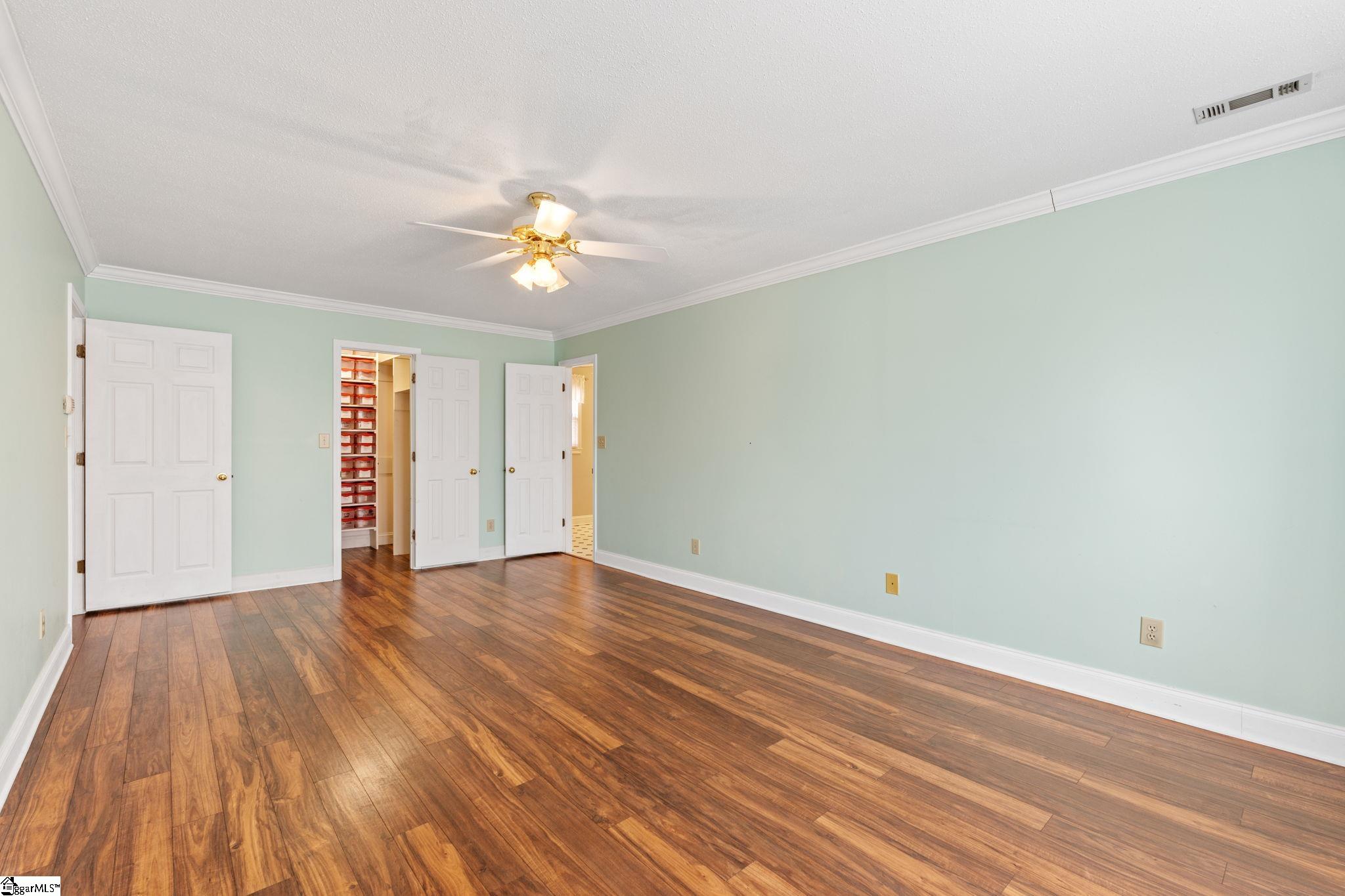 807 Fairview Road Greer, SC 29651 - Photo 9 of 35