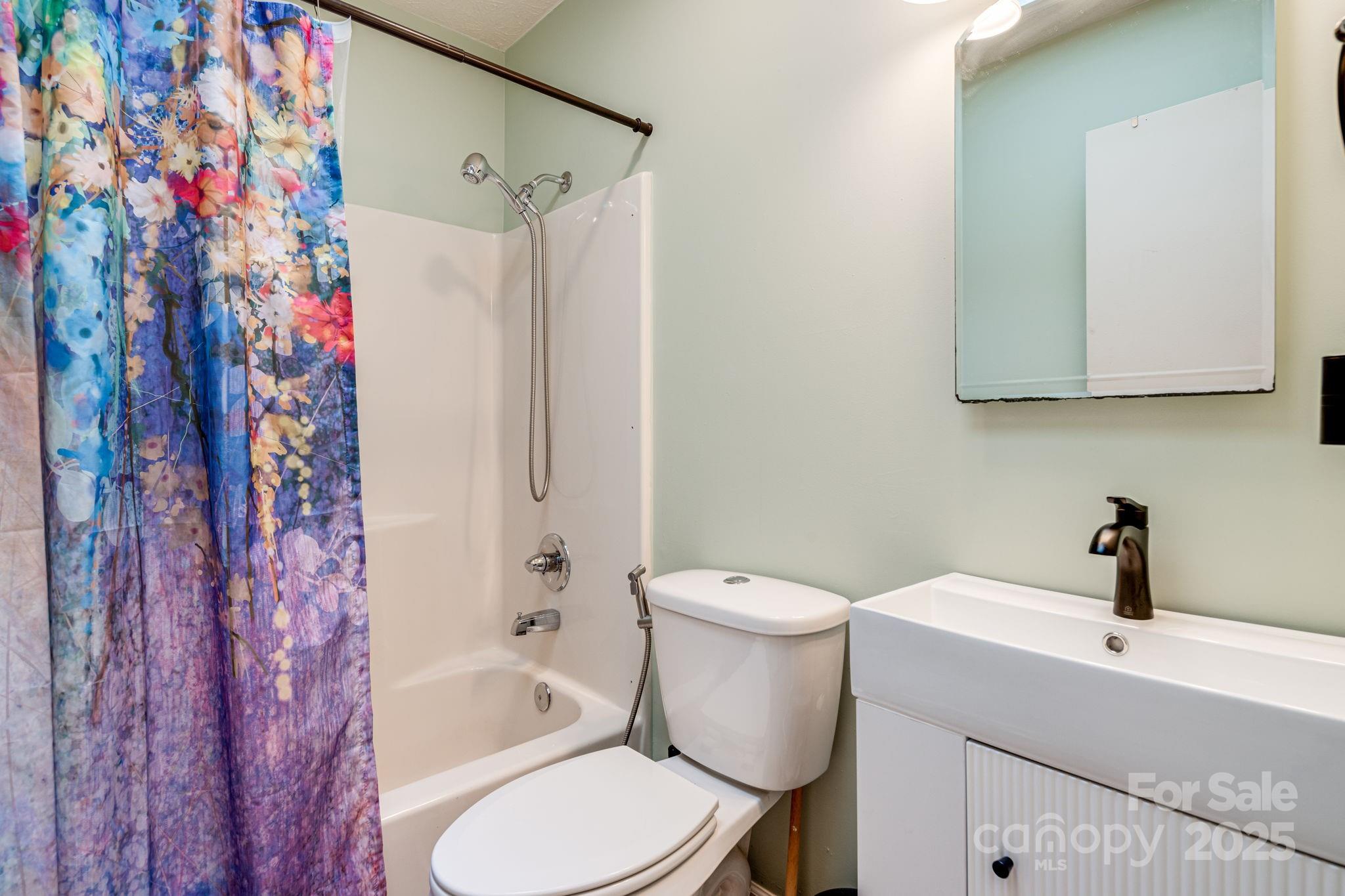 4155 Turnpike Road Horse Shoe, NC 28742 - Photo 18 of 40